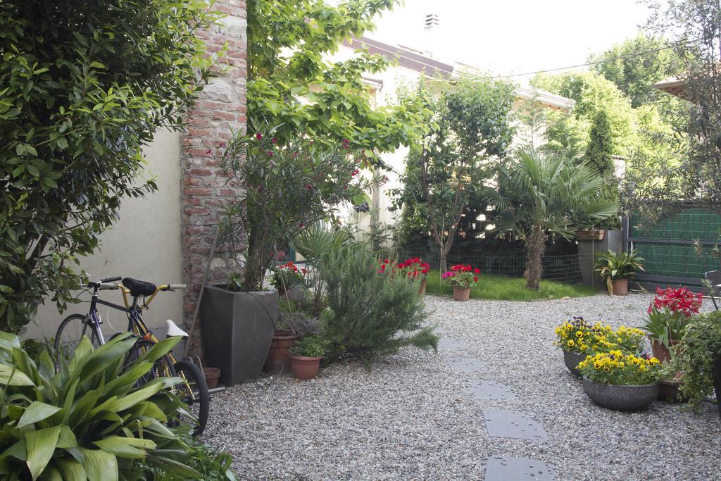 La Corte Di Saronno Szoba fotó